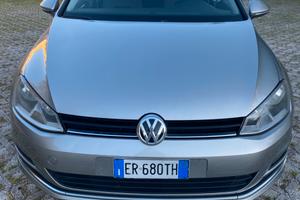 Volkswagen Golf 1.6 TDI  DSG HIGHLINE