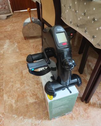 attrezzo ginnico per braccia gambe