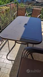 Tavolo da esterno + 6 sedie