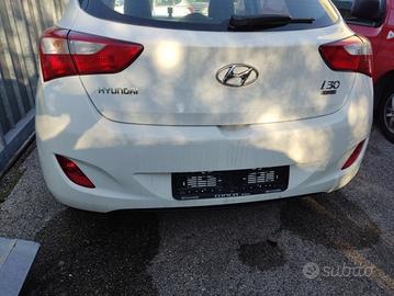 Paraurti posteriore HYUNDAI I30 del 2015