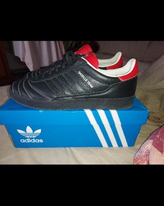 Scarpe adidas