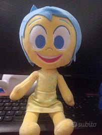 Peluche inside out
