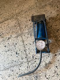 Pompa a pedali