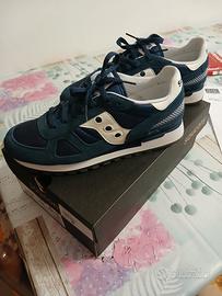 saucony shadow 