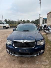 RICAMBI SKODA SUPERB 2.0 DIESEL ANNO:2010