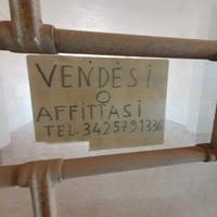 Locale commerciale 90mq