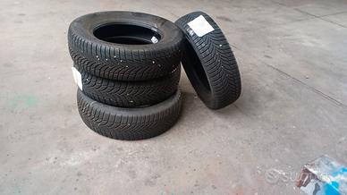 gomme 4 stagioni215 65 16 98H nexen 