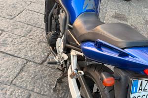 Yamaha fazer 1000 anno 2001