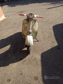 vespa 50 logo quadrato rat style