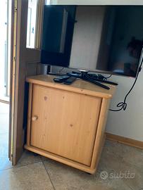 Mobile legno basso