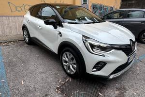 Nuova Renault Captur Full Hybrid