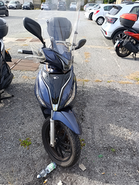 Kymco People S 125, ABS