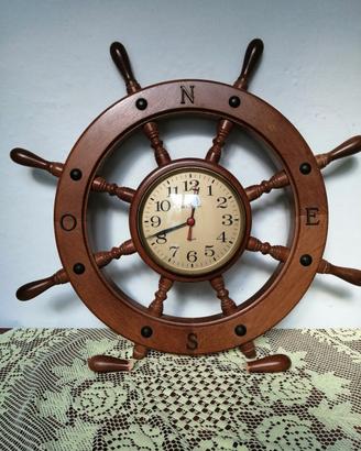 Orologio timone in legno massiccio