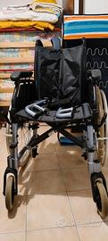 Sedia a rotelle - carrozzina disabili