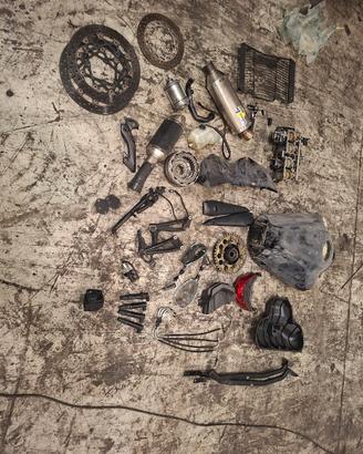 yamaha fz1 ricambi
