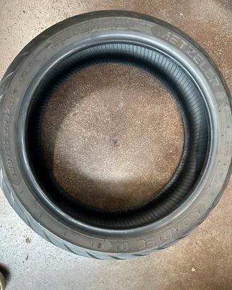 Pneumatici Metzeler Roadtec 01