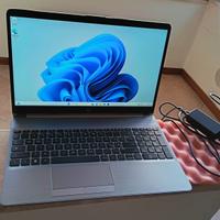 HP 250 15,6" FHD 4-core i3-11gen 16GB/750GB MVMe