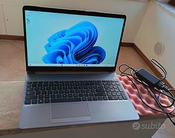 HP 250 15,6" FHD 4-core i3-11gen 16GB/750GB MVMe