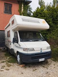 Camper mansardato 5 posti