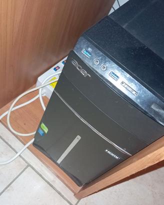computer fisso Acer i5 8GB di Ram