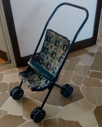 Passeggino giocattolo