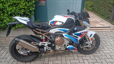  BMW S1000R 