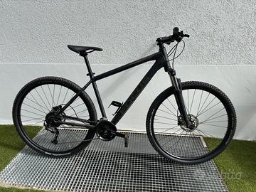 Bicicletta FOCUS MTB 29’’ Shimano Alivio