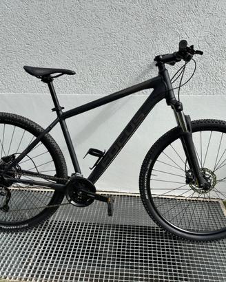 Bicicletta FOCUS MTB 29’’ Shimano Alivio