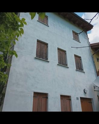 Rustico parzialmente abitabile