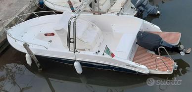 barca open aquamar 22