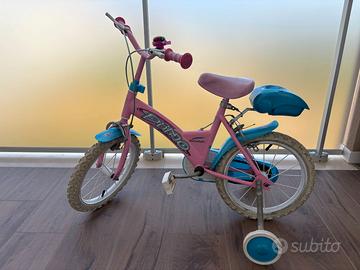 bicicletta con rotelle  bambina