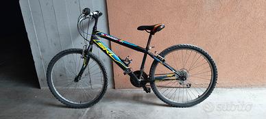 Bici MTB da ragazzino, tg. 26
