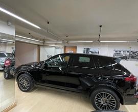 PORSCHE CAYENNE PLATINUM diesel 11/2018 km 90000