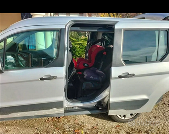 Ford tourneo connect