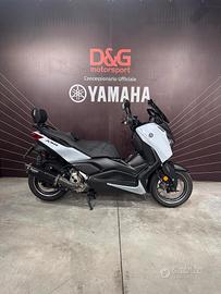 Yamaha X-Max 300 Tech Max