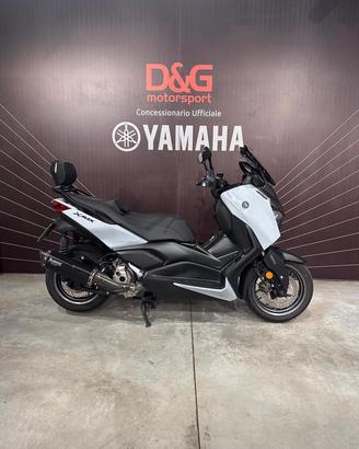 Yamaha X-Max 300 Tech Max