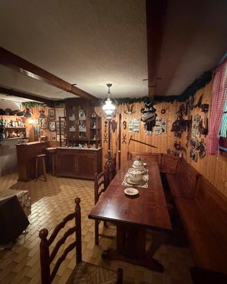 Arredamento completo Taverna + Credenza Liberty