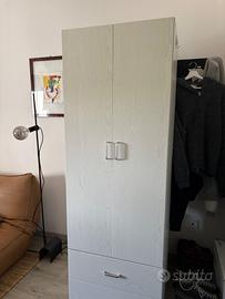 Armadio 2 ante con 2 cassetti  Come nuovo