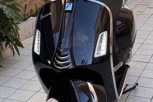 Vespa 300 GTS 2023