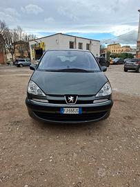 PEGUOT 807 HDI