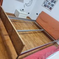 struttura letto con rete matrimoniale