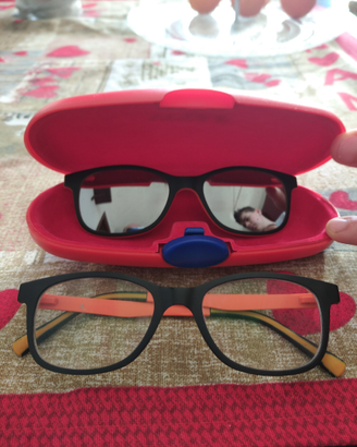 Montatura per occhiali da vista è da sole ?