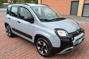 FIAT PANDA CROSS HYBRID FULL OPT.