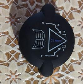 Tappo per serbatoio radiatore