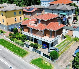 VILLA SINGOLA A COLORNO