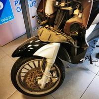 ricambi piaggio beverly 300 i.e. anno 2010