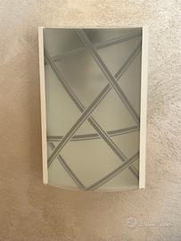 Set luce per camera da hotel.