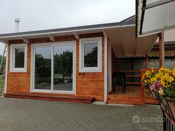 CASETTA IN LEGNO