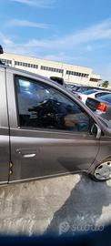 TOYOTA YARIS 2004 - PORTA ANTERIORE DESTRO