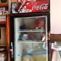Vetrina frigo cocacola